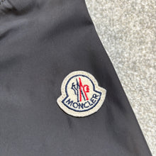 Load image into Gallery viewer, Moncler Portneuf Black Size 1
