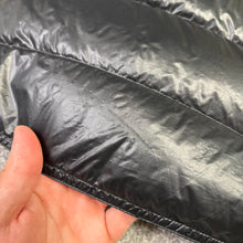 Load image into Gallery viewer, Moncler Gui Gilet Black Size 6
