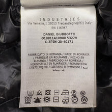 Load image into Gallery viewer, Moncler Daniel Black Size 3
