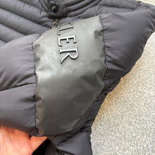 Load image into Gallery viewer, Moncler Arree Black Size 3
