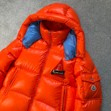 Load image into Gallery viewer, Moncler Wilson Orange Size 3
