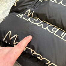 Load image into Gallery viewer, Moncler Faiveley Black Size 3
