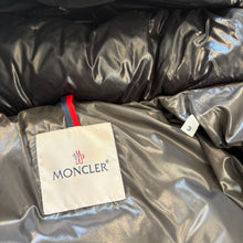 Load image into Gallery viewer, Moncler Maya Black Size 3

