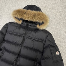 Load image into Gallery viewer, Moncler Marque Black Size 7
