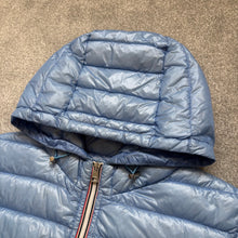 Load image into Gallery viewer, Moncler Gien Gilet Baby Blue Size 6
