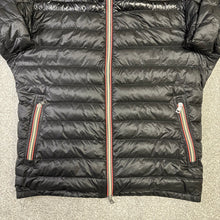 Load image into Gallery viewer, Moncler Daniel Black Size 6
