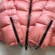 Load image into Gallery viewer, Women’s Moncler Bandama Pink Size 1
