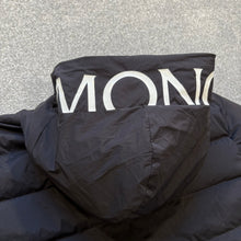 Load image into Gallery viewer, Women’s Moncler Anwar Black Size 3
