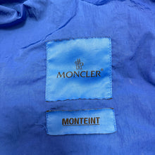 Load image into Gallery viewer, Moncler Touques Gilet Blue Size 4
