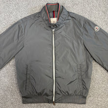 Load image into Gallery viewer, Moncler Miroir Grey Windbreaker Size 2
