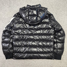 Load image into Gallery viewer, Moncler Corydale Black Size 4

