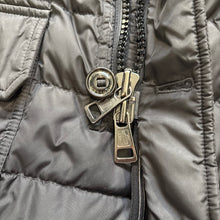 Load image into Gallery viewer, Moncler Nicloux Black Size 2
