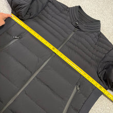 Load image into Gallery viewer, Moncler Pires Black Size 6
