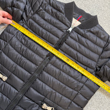 Load image into Gallery viewer, Women’s Moncler Blen Black Size 2
