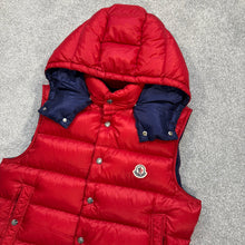 Load image into Gallery viewer, Moncler Billecart Gilet Red Size 4
