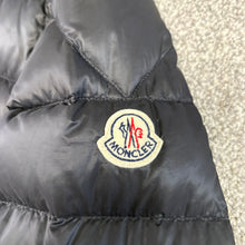 Load image into Gallery viewer, Moncler Avrieux Black Size 2
