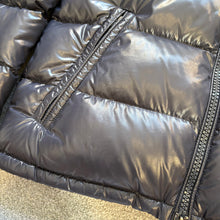 Load image into Gallery viewer, Moncler Maya Navy Size 2
