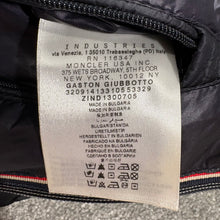 Load image into Gallery viewer, Moncler Gaston Black Size 4
