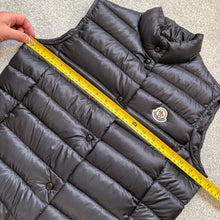 Load image into Gallery viewer, Women’s Moncler Liane Gilet Black Size 2
