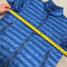 Load image into Gallery viewer, Moncler David Blue Size 2
