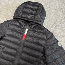 Load image into Gallery viewer, Moncler Rook Black Size 3
