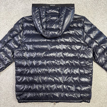 Load image into Gallery viewer, Moncler Galion Navy Size 4

