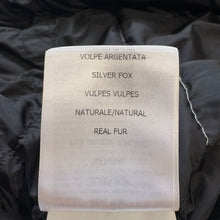 Load image into Gallery viewer, Women’s Moncler Aphrotiti White Size 2
