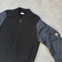 Load image into Gallery viewer, Women’s Moncler Tricot Black &amp; Navy Size Large
