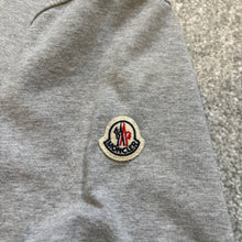 Load image into Gallery viewer, Moncler T-Shirt Grey Size XXL
