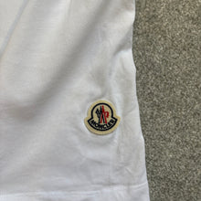 Load image into Gallery viewer, Moncler T-Shirt White Size XXXL

