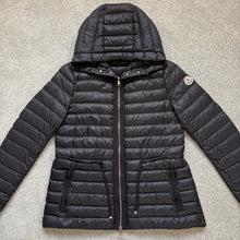 Load image into Gallery viewer, Women’s Moncler Raie Black Size 1
