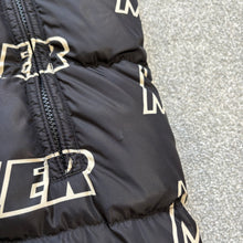 Load image into Gallery viewer, Moncler Faiveley Black Size 3

