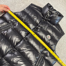 Load image into Gallery viewer, Moncler Tib Gilet Black Size 3
