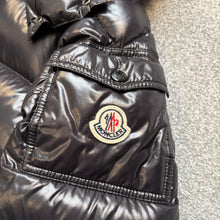 Load image into Gallery viewer, Moncler Maya Fur Black Size 2
