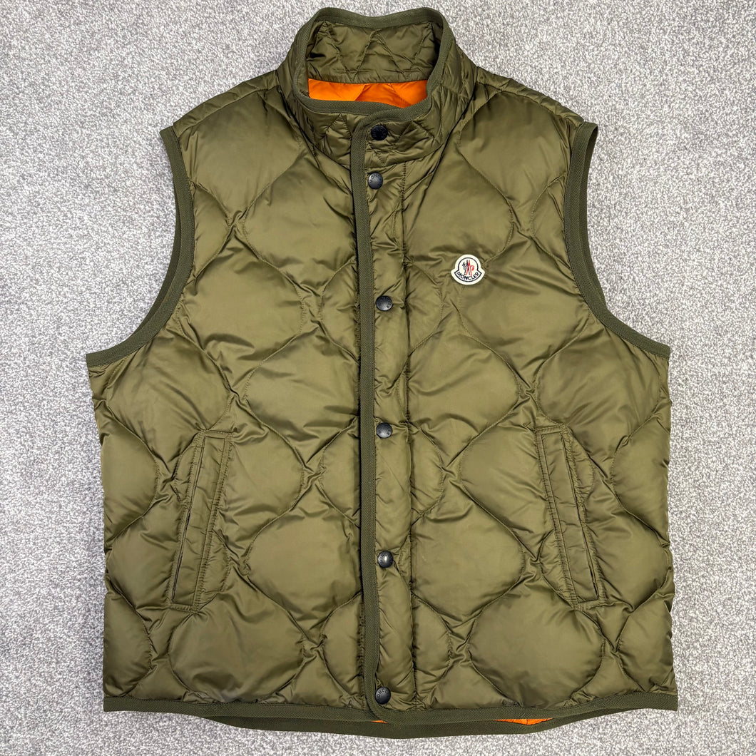 Moncler Canut Gilet Khaki Size 6