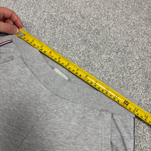 Load image into Gallery viewer, Moncler Shorts Grey Age 14
