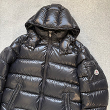 Load image into Gallery viewer, Moncler Maya Black Size 5
