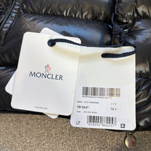 Load image into Gallery viewer, Moncler Tib Gilet Black Size 3

