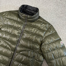 Load image into Gallery viewer, Moncler Pouctal Reversible Jacket Khaki/Black Size 3
