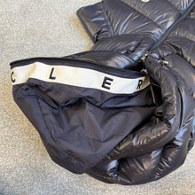 Load image into Gallery viewer, Moncler Barant Gilet Navy Size 7

