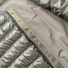 Load image into Gallery viewer, Moncler Ariege Khaki Size 5
