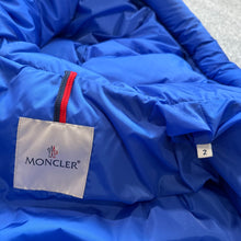 Load image into Gallery viewer, Moncler Lioran Blue Size 2
