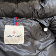 Load image into Gallery viewer, Moncler Arves Black Size 4
