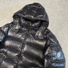 Load image into Gallery viewer, Moncler Maya Black Size 5
