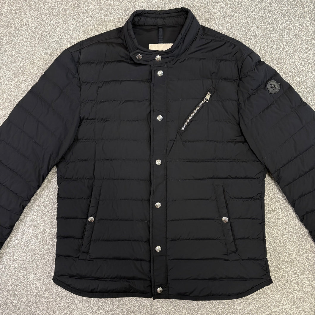 Moncler Nestor Black Size 5
