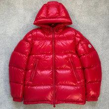 Load image into Gallery viewer, Moncler Ecrins Red Size 3
