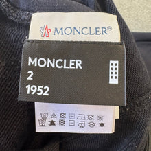 Load image into Gallery viewer, Moncler Tracksuit Navy Size Large
