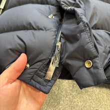 Load image into Gallery viewer, Moncler Bauges Navy Size 3
