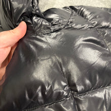 Load image into Gallery viewer, Women’s Moncler Echinops Black Size 4
