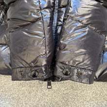 Load image into Gallery viewer, Moncler Bruel Black Size 3
